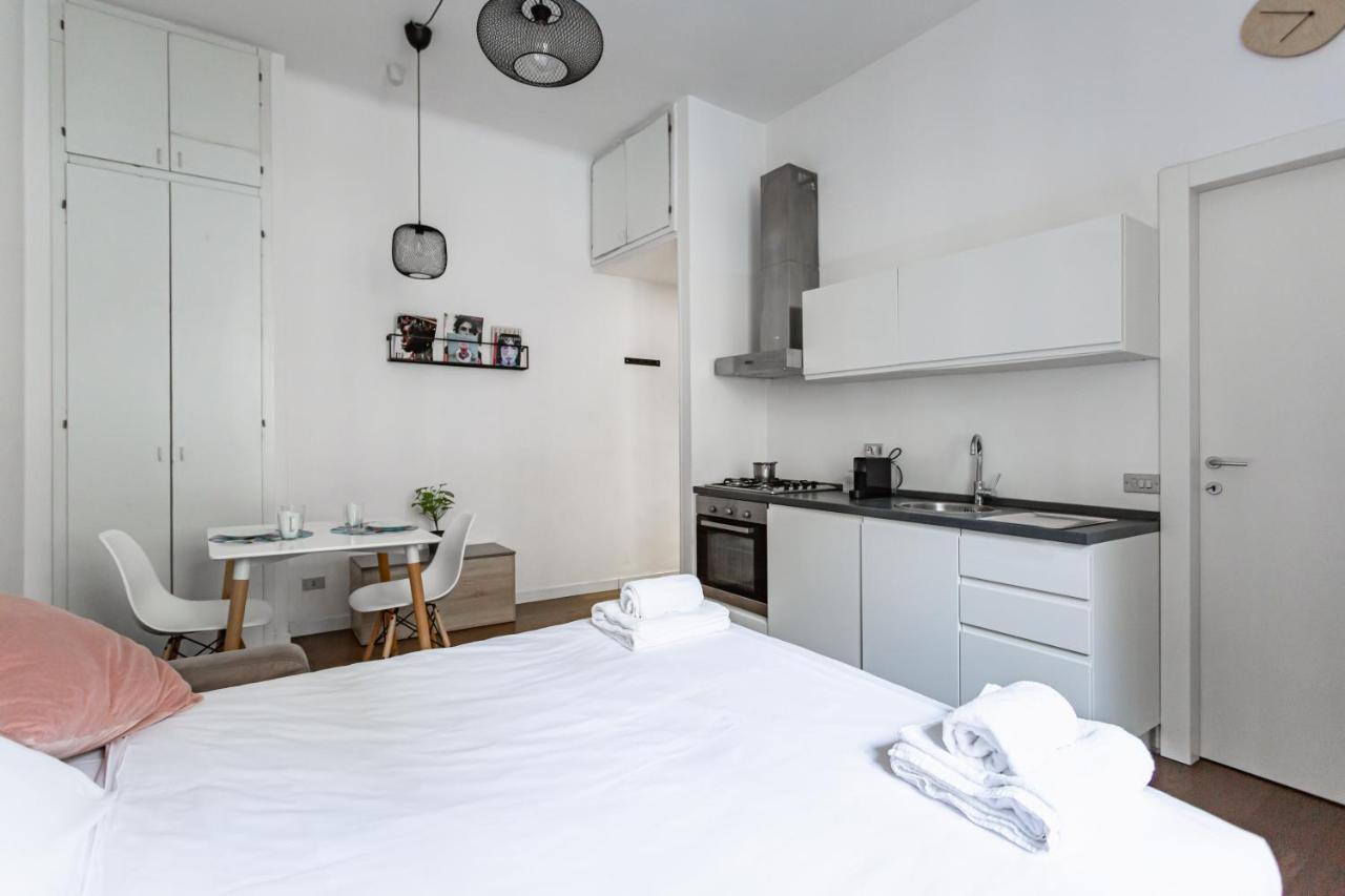 Ferienwohnung Isola Cozy Studio - M3 Maciachini & Zara Underground Mailand Exterior foto